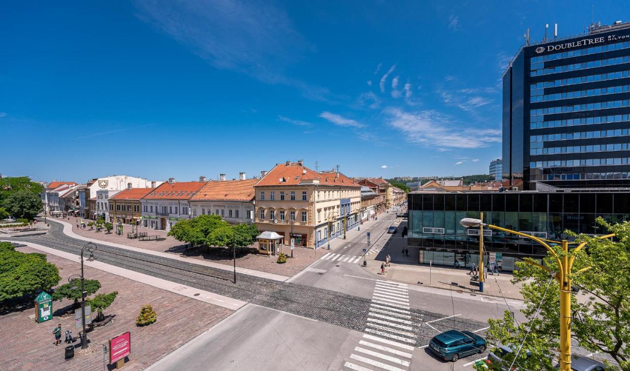 Premium Apt Kosice Center 3 Room 150M2 Hlavna Ulica Košice Exterior foto